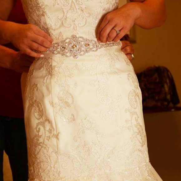 Jewl Dresses & Skirts - wedding dress, sash